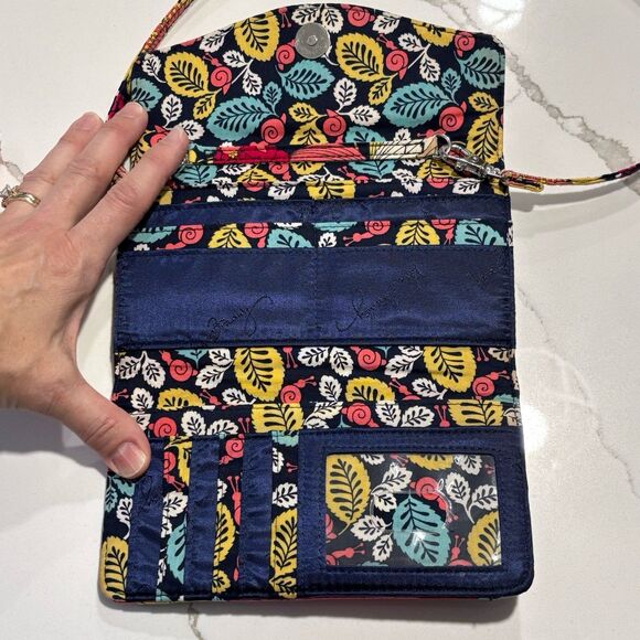 Vera Bradley Happy Snails Women’s Crossbody  Wallet Quilted Cotton Retired 2011 - Picture 7 of 16